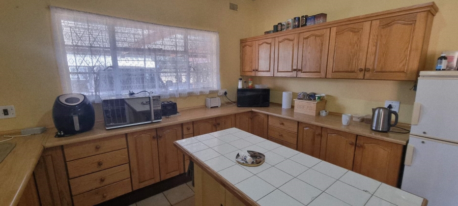 6 Bedroom Property for Sale in Roodewal Free State